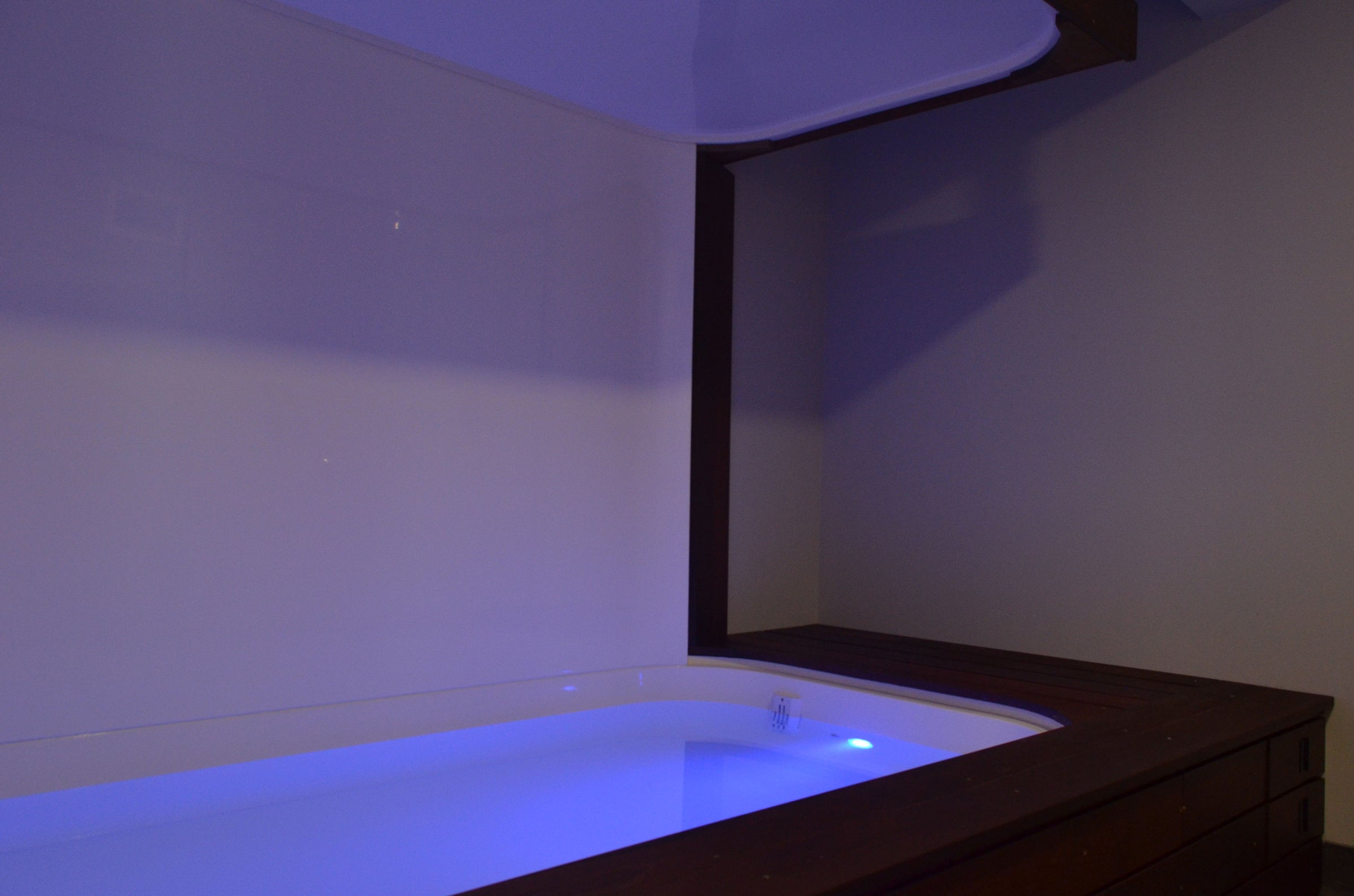 Just Float, Water Therapy Wellness Centre in Los Angeles